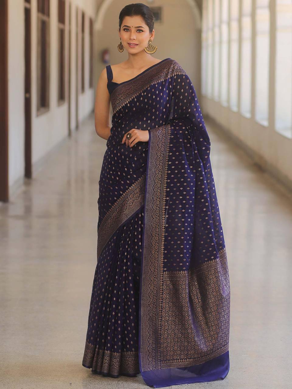 Traditional purple wedding saree for ladies